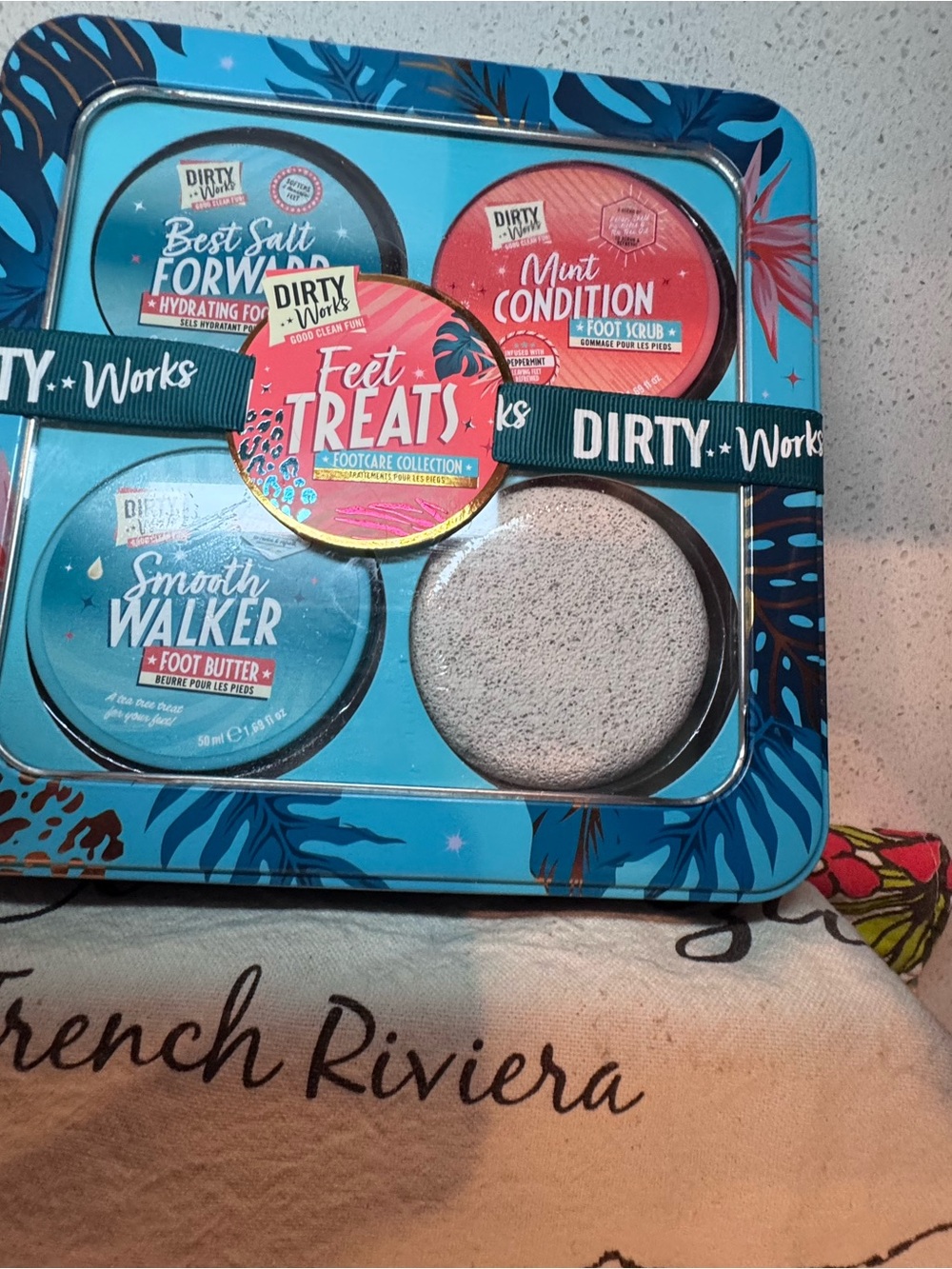 Dirty Works Feet Treats Footcare Collection - Blue Gift Tin